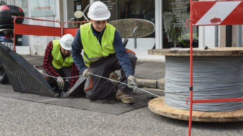 Open Fiber porta la fibra anche a Caserta