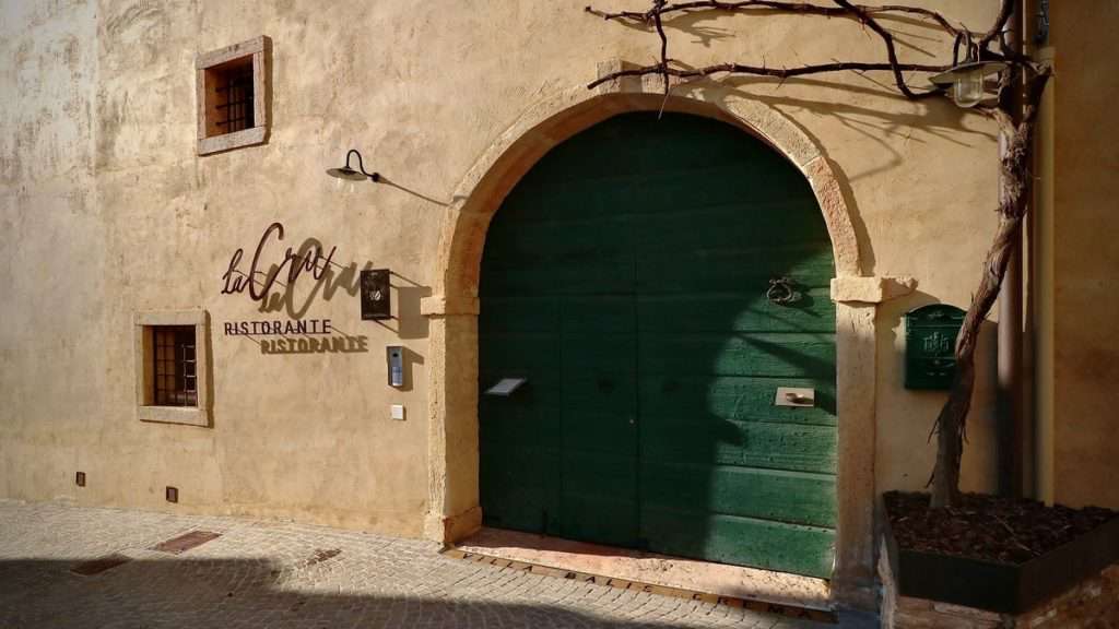 ingresso ristorante La Cru ©AndreaSacchetto