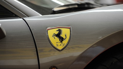 Borsa, la Ferrari dà sprint a Piazza Affari