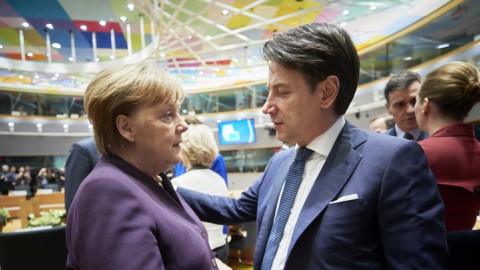 Vertice Merkel-Conte: “Distanti, ma l’accordo si farà”