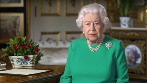 La Regina Elisabetta è grave. La famiglia reale riunita al suo capezzale a Balmoral in Scozia
