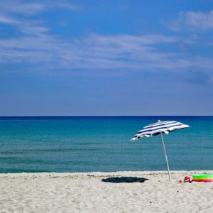 Férias na Sardenha entre alarmismo e irracionalidade