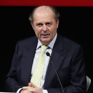 Generali: Covid dimezza gli utili, ma redditività e raccolta reggono