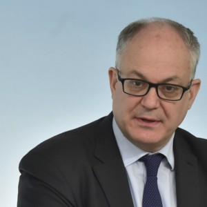 Gualtieri: “Sì a riforma Mes, ma sull’uso decide Parlamento”