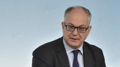 Gualtieri: “Sì a riforma Mes, ma sull’uso decide Parlamento”