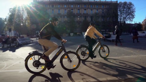 Pirelli: 14 bici elettriche per 2 ospedali di Milano