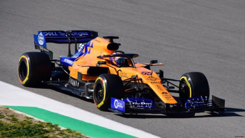 F1, coronavirus: McLaren memberhentikan 1.200 karyawan