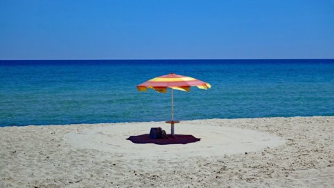 Pantai dan bangunan gratis: aturan untuk pergi ke laut