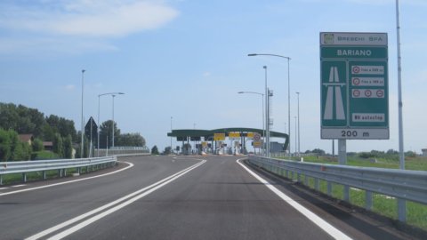 Autostrade, duello sulla revoca. Borse, sprint dell’Asia