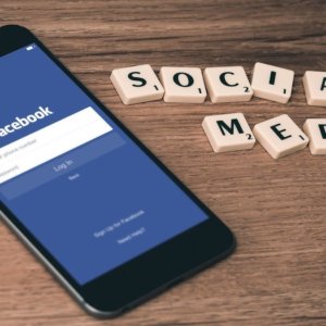 Facebook, masa depan di luar media sosial dan taruhan Metaverse