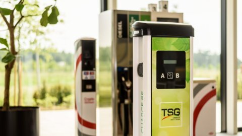 Distributori benzina: il fondo di Donnet vuole TSG