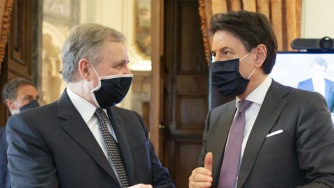 State Generale, Conte: trei piloni în planul de redresare al Italiei