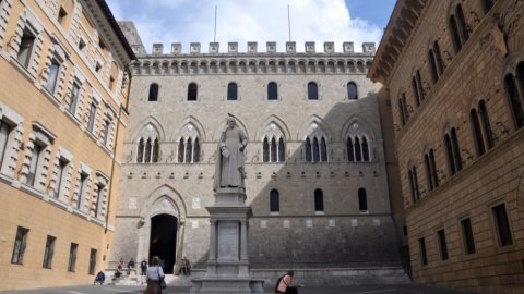 Mps Siena, Piazza Salimbeni (Bank Monte dei Paschi di Siena)