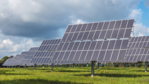 Fotovoltaico: Eni fa shopping in Francia e in Spagna