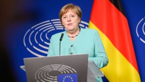 Angela Merkel al Parlamento Ue
