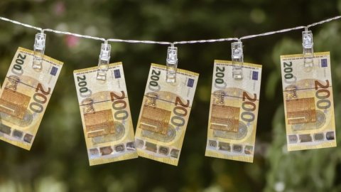 Bonus maggio da 1.000 euro: le istruzioni dell’INPS