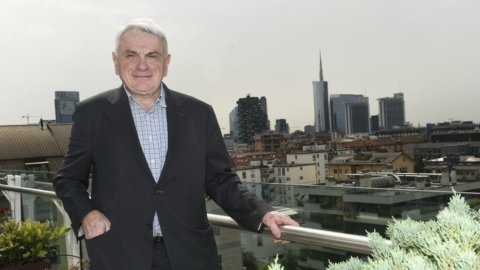 Benetton, Edizione: Mion tetap presiden, CEO dicari