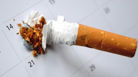 Fumo: dopo la svolta Usa, fra 15 anni addio alle sigarette