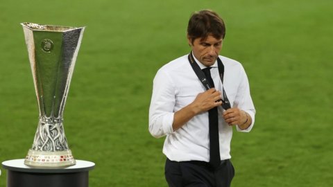 Inter shock: perde l’Europa League e anche Conte