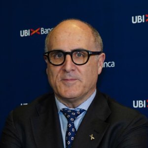 Ubi Banca, Massiah lascia ma l’utile sale