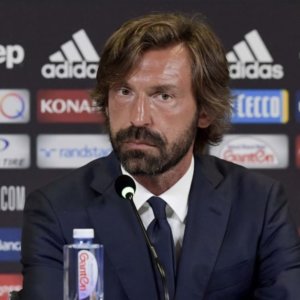 Juve, Pirlo menggantikan Sarri: revolusi di bangku cadangan