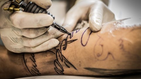 Imprese artigiane: dai tatuatori ai parrucchieri, i “mestieri” più diffusi