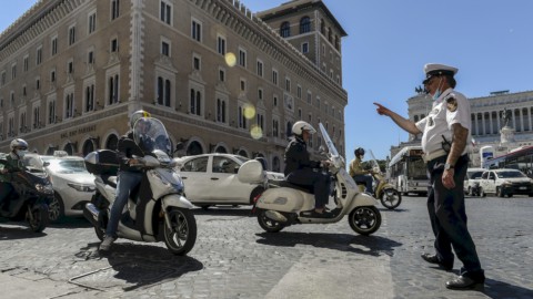 Roma, el alcalde Gualtieri firma un acuerdo con Enea para proyectos medioambientales: lucha contra las partículas finas