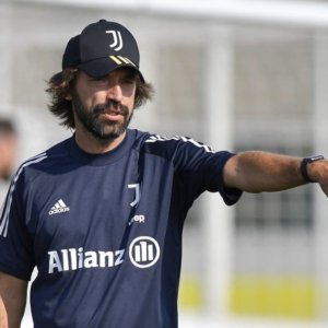 Juve asuhan Pirlo melakukan debut mereka melawan Sampdoria tetapi nomor 9 tidak ada