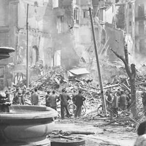 Milão bombardeada, exposição fotográfica do Arquivo Publifoto Intesa Sanpaolo