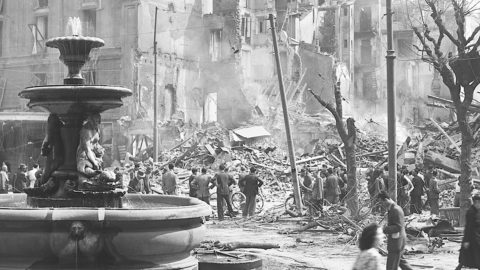 Bombardımanlı Milano, Publifoto Intesa Sanpaolo Arşivinden fotoğraf sergisi