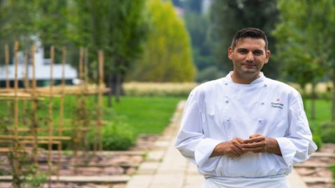 Emanuele Petrosino: sur le lac d'Annone, le chef ravive la mémoire du goût