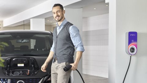 Electric car, Enel X launches the private charging station