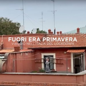 Afuera era primavera: Salvatores le cuenta a Italia sobre el confinamiento