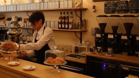 Un café anti-Covid, au bar Terzi à Bologne