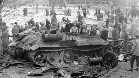 SUCEDIÓ HOY – Hungría: la URSS inicia la invasión de 1956