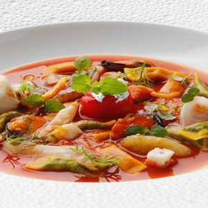 Receita de Emanuele Petrosino: Raviolini del plin, caldo e sopa de lingueirão