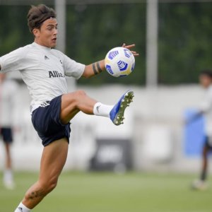 Champions, la Juve cerca la qualificazione con Dybala