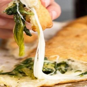 Pizza Fritta, la Masardona porta a Roma i sapori napoletani di un tempo