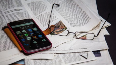 Les Italiens et les médias : boom rapide de l'Internet, baisse des journaux