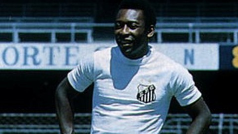 Accadde Oggi: il 19 novembre 1969 il leggendario Pelé segna il suo gol numero mille