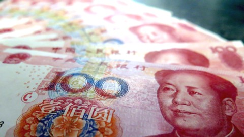 Discounts on the Stock Exchange: government bonds in China and bargain prices in Brazil