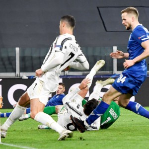 Champions: la Juve festeggia con il gol n.750 di CR7, pari  per la Lazio
