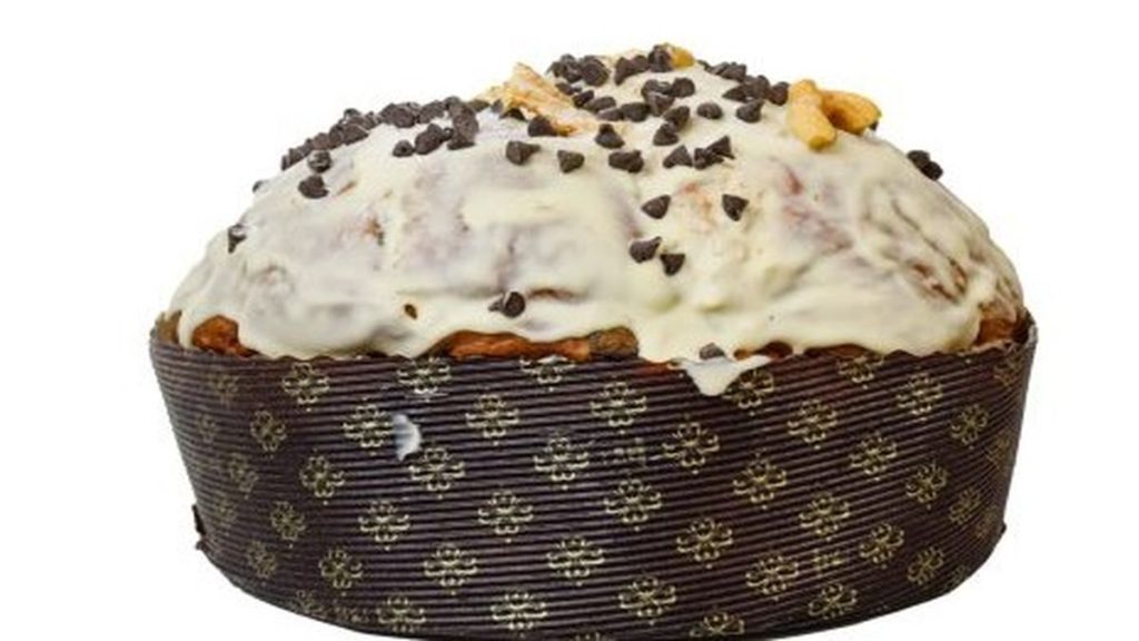 Annurca Pomme Panettone Cannelle et Chocolat Noir par Francesco Sorrentino La Torre Pâtisserie à Torre del Greco