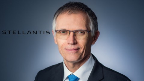 Fca e Psa, conti solidi e dividendo da 1 miliardo