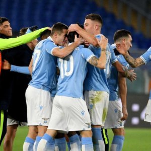 Lazio, başkent derbisinde Roma'yı küçük düşürdü: 3-0