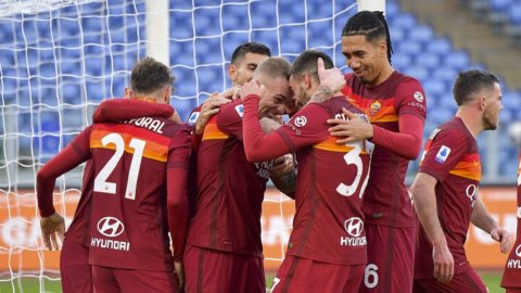 Serie A, Roma: akun merah. Utang bersih 404,7 juta