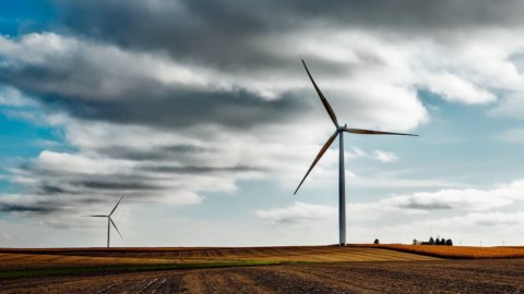 Photovoltaik und Windkraft: Fai, Legambiente und WWF brechen die Front und sagen Ja zu erneuerbaren Landschaften