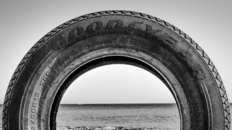 Neumáticos: una fusión de 2,8 millones para Goodyear