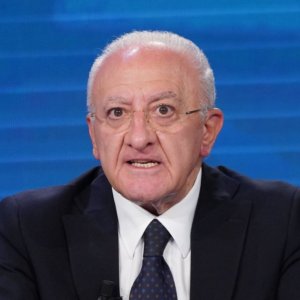La Campania si prepara per i Fondi di coesione. Accordo firmato e fine degli scontri Meloni-De Luca