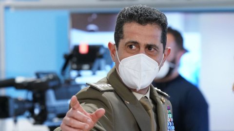 Terza dose vaccino: via libera da ottobre per over 80, Rsa e sanitari